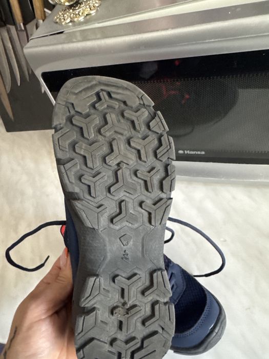 Pantofi drumetie Dechatlon