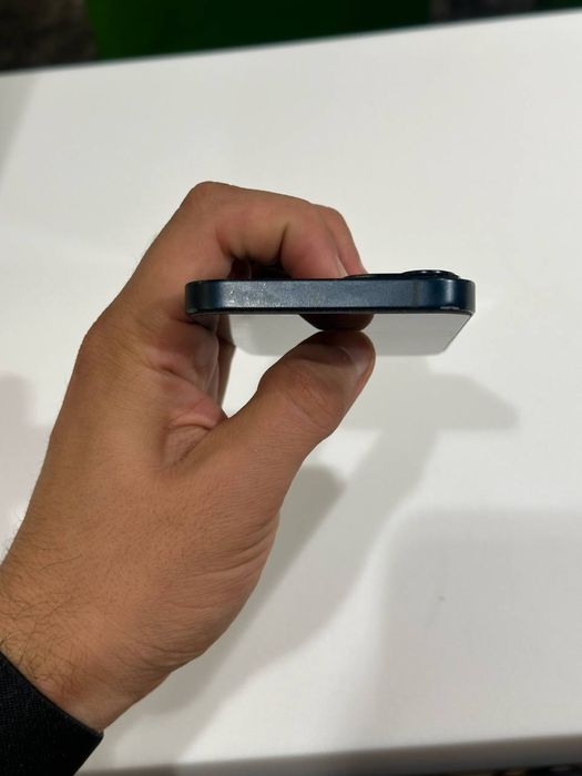 iPhone 13 • 128Gb • Dark Blue • Всё работает • Комплект