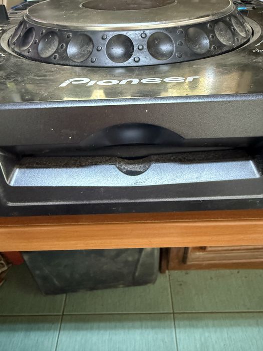 Pioneer CDJ-1000MK2 – Player DJ Profesional – Funcționează Perfect