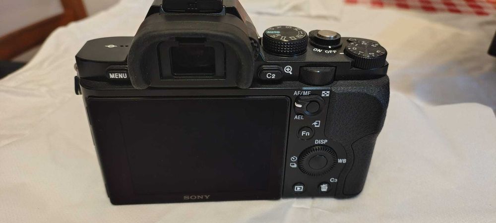 Camera foto Sony A7 35mm full frame body aproape nou doar 4552 cadre