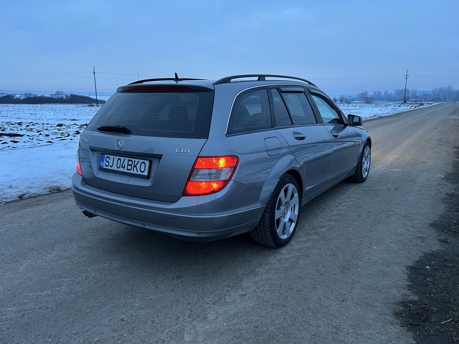 Mercedes benz c200 2.2 tdi, 170 cai, automata, cauciucuri noi de iarna