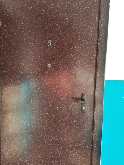 Продам дверь металлическая