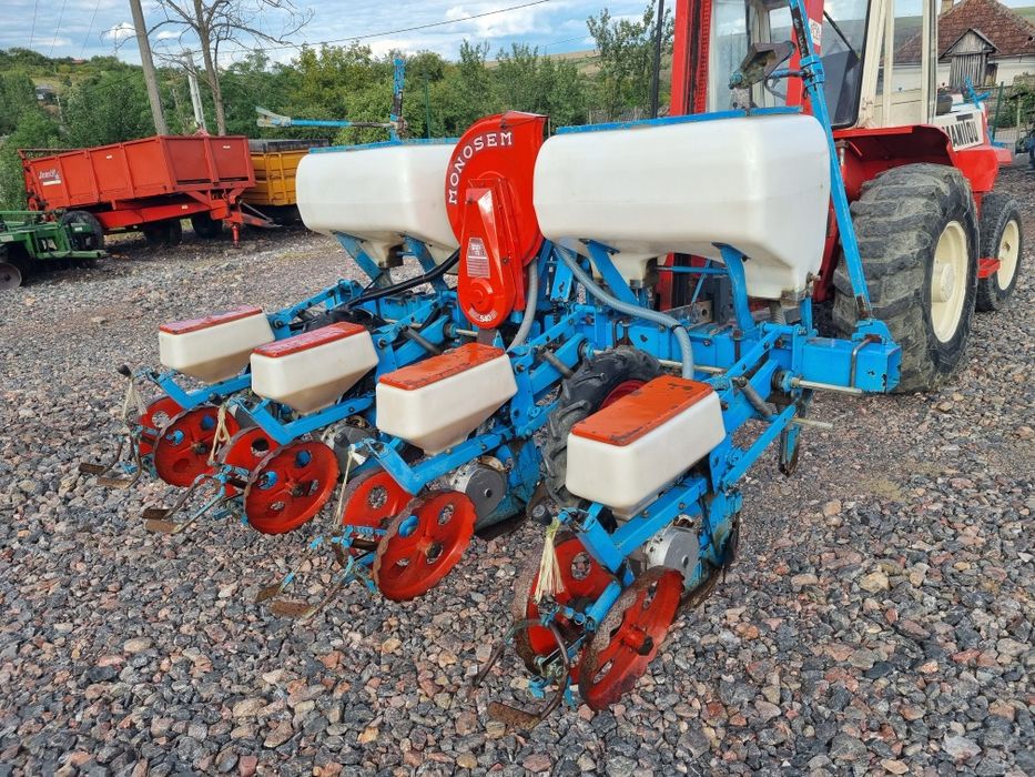 Semanatoare Porumb Monosem PNU 4 sire