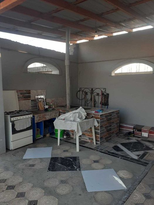 Yangiyol tumanida uy sotiladi