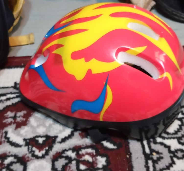 Продаются роликовые коньки