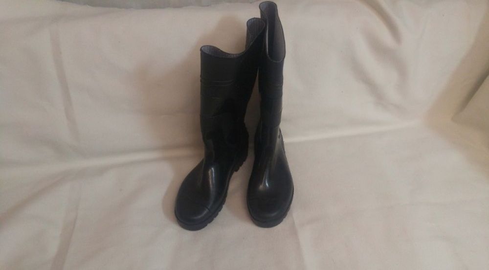 Сапоги резиновые