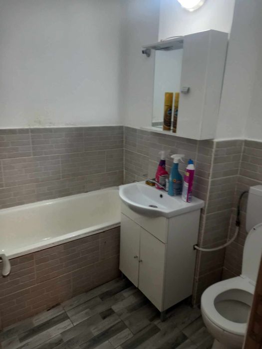 Închiriez apartament 2 camere