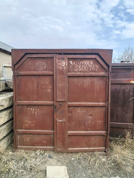 Контейнер для инструментов