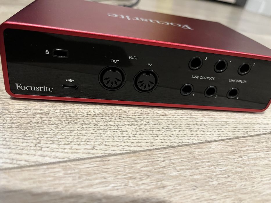 Focusrite Scarlett 4i4 3rd gen