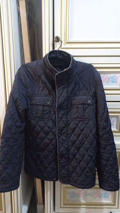 Ветровкалар   сатылады