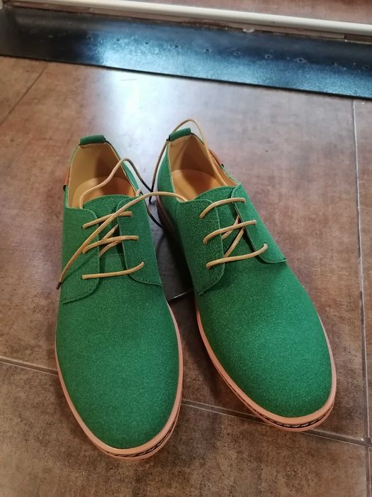 Зелени мъжки обувки