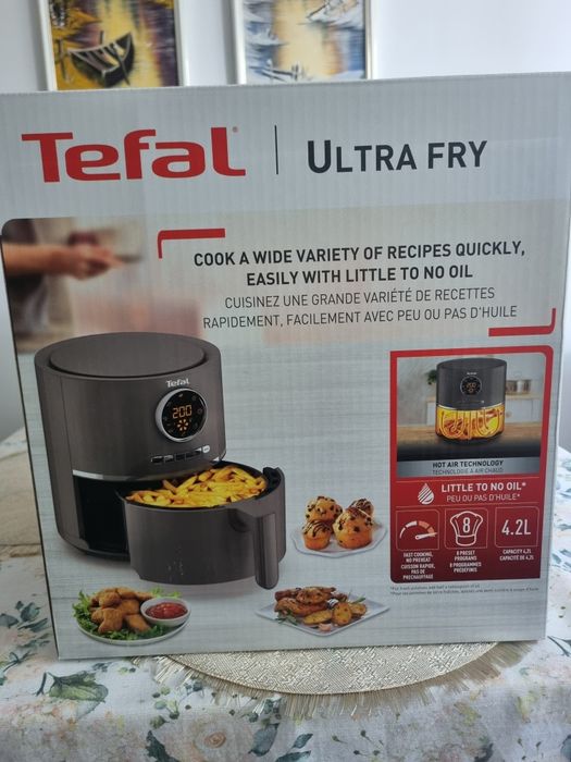 Friteuză cu aer cald Tefal Ultra Fry 4,2L, nouă, sigilată