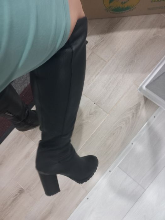 Продам осенние сапоги