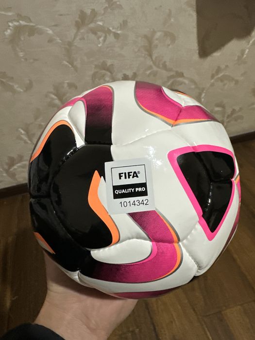 Мячь ФИФА оригинал