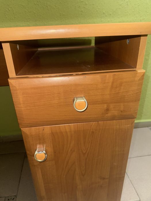 Компьютерный стол