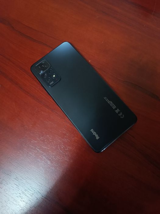 Телефон сотилади Редми нот 11 про 8/128.