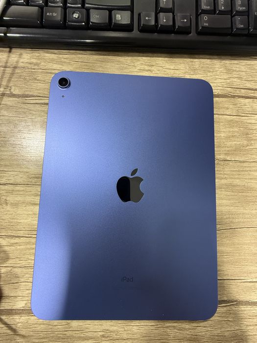 ipad 10th LL/A 64 GB