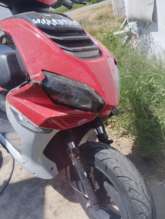 Skuter sotiladi 125cc mator