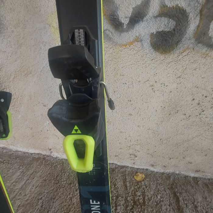 Schiuri fischer rc One F17 L160cm