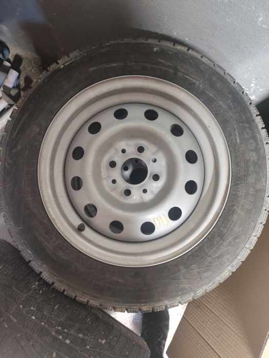 Диск с шинами, комплект