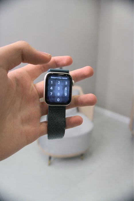 Продается Apple Watch SE 2