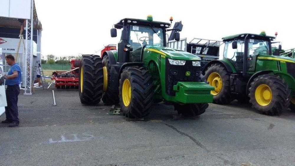 Cea mai buna oferta roti inguste tractor& combina John Deere/Case