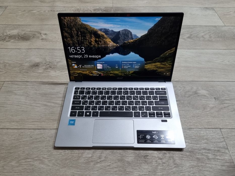 Продам ультрабук Acer Swift 1