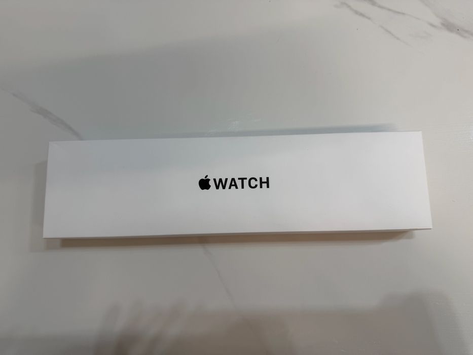 Apple Watch SE 40 мм