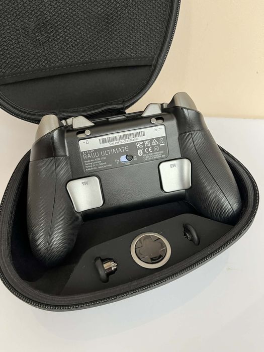 Razer Raiju ultimate джойстик