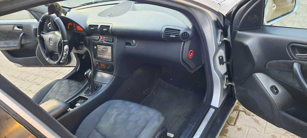 Mercedes C200 Kompressor Gri Benzina + GPL