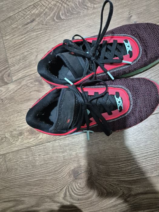 Adidasi sport  stare impecabila