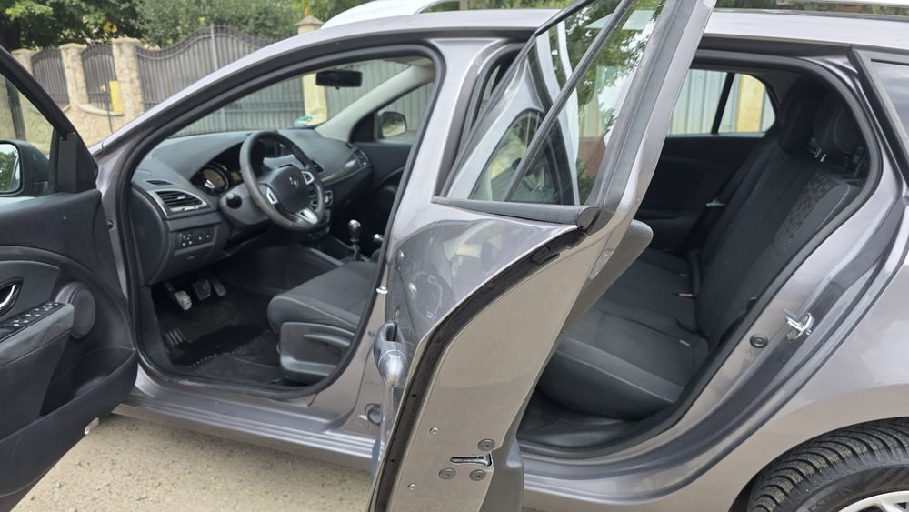 RENAULT Megane 2012 — imagine 4