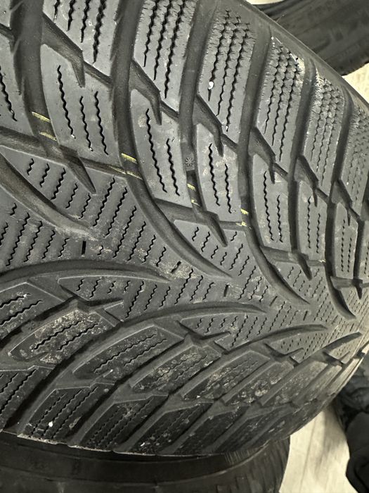 Cauciuciri Nokian, 215/60 r16 de iarna in stare buna
