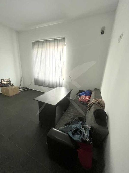 Бизнес имот в Просеник 54987