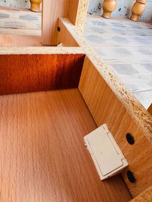 TABURETKA 10tasi birda