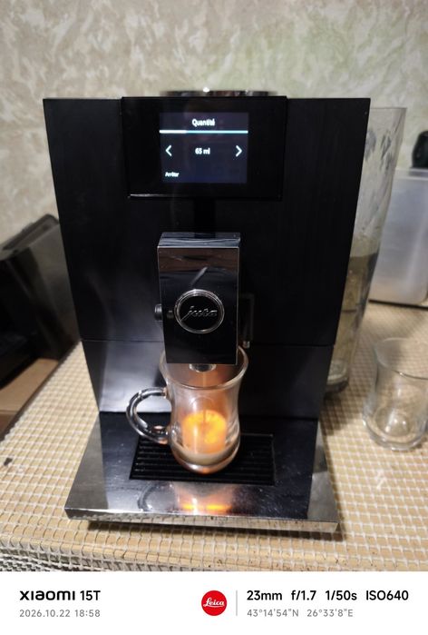 Jura Ena 8 Fulmetropolitan black
