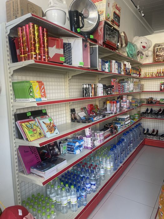 Витрина полка для магазина