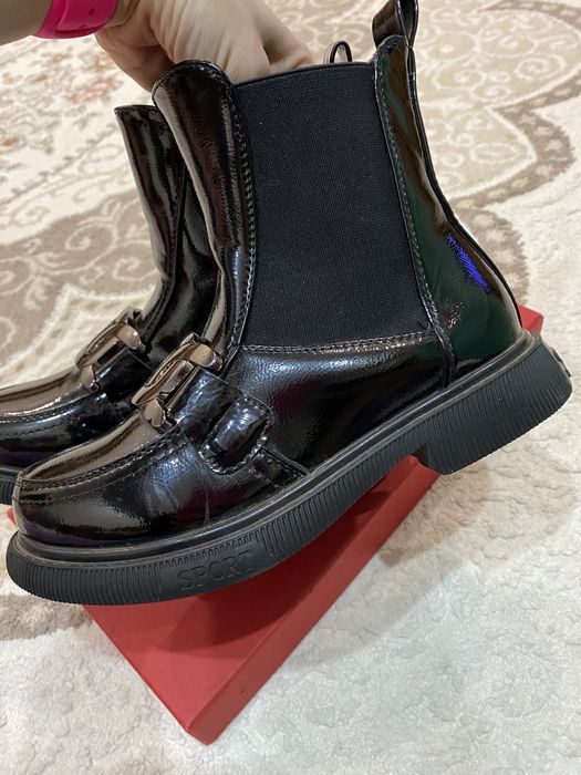 Продам модные сапожки ВЕСЕННИЕ