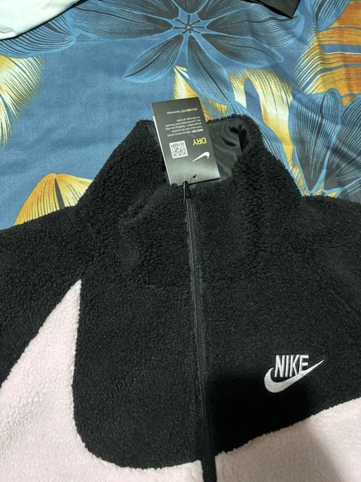 Jacheta Nike cu 2 fete S