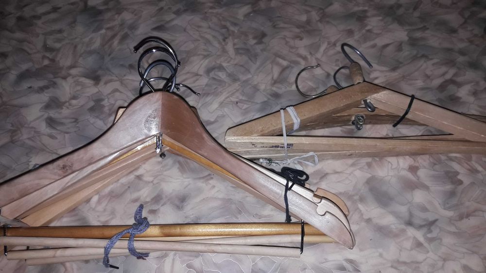 вешалки, манекены для одежды