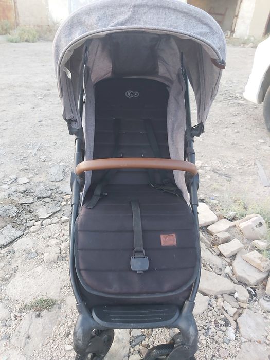 Продам детскую коляску.