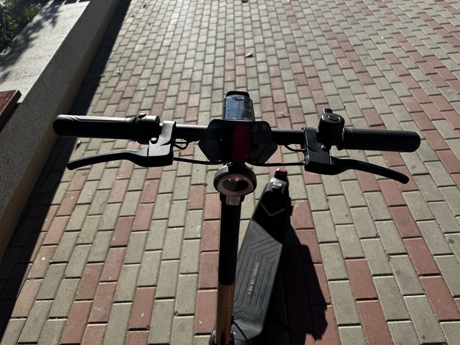 Trotineta Niu Kick Scooter KQBPro
