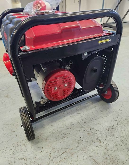 HONDA 6.5kW Бензинов Японски Четиритактов Генератор за Ток