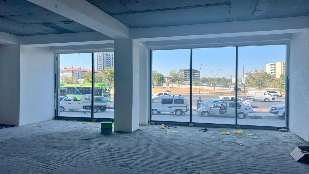 Аренда фасадного помещения на Малой Кольцевой | Большие витрины