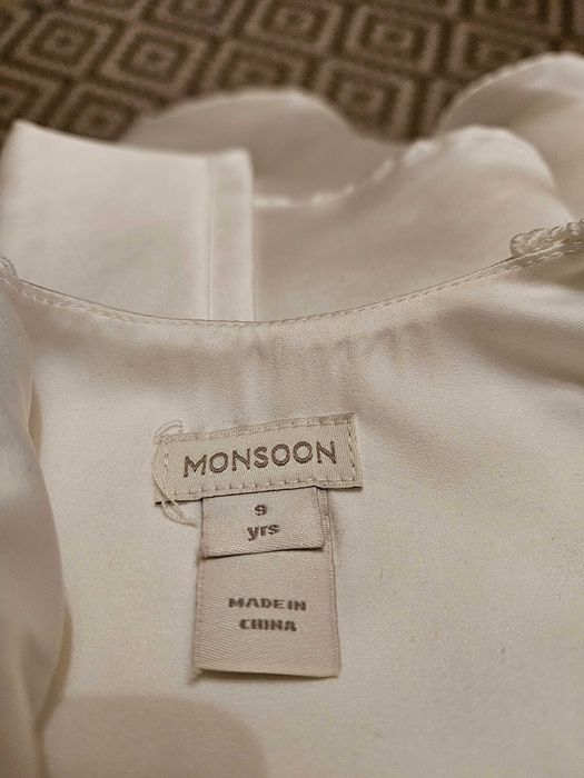 Rochiță eleganta pentru fetite de 7 ani