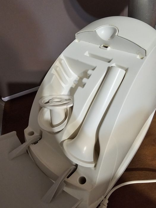 Продам мясорубку moulinex