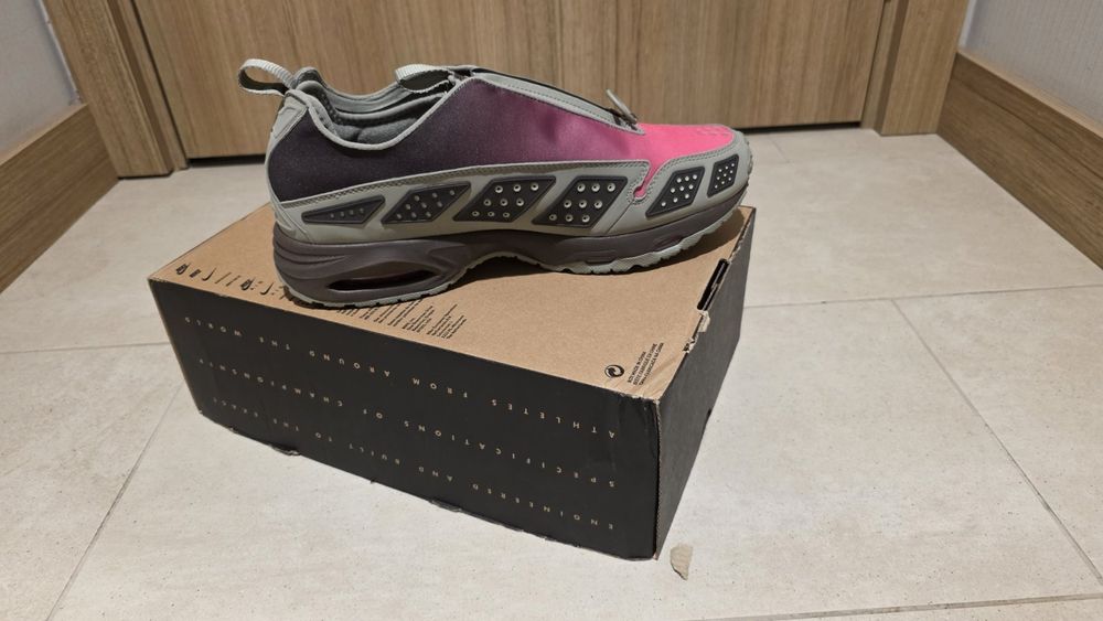 Унисекс нови оригинални маратонки Nike