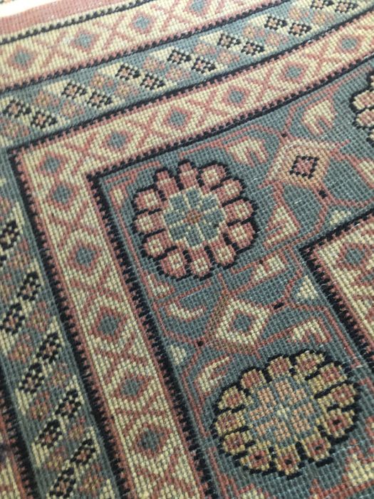 Covor persan  lana lucrat manual