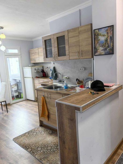 Продава се Тристаен апартамент в Плевен, Широк център - 98 кв.м за 1654 €/кв.м - Снимка #1