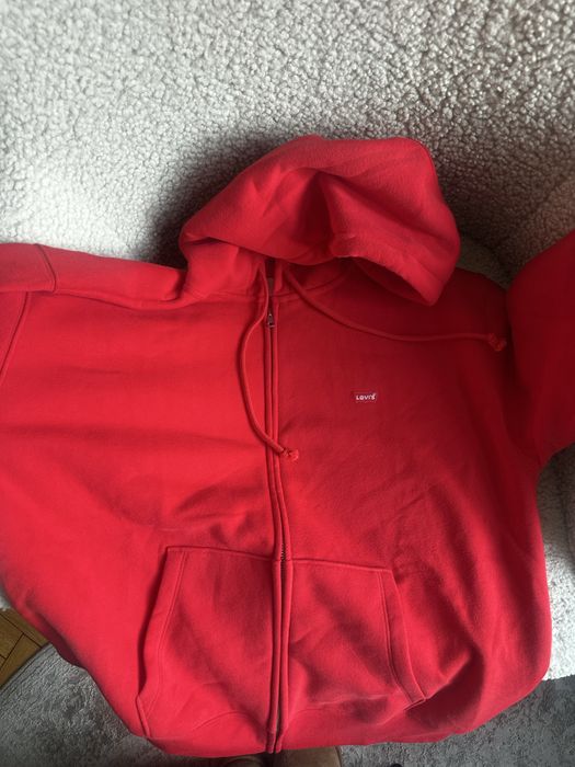 Суитчър Levis червен